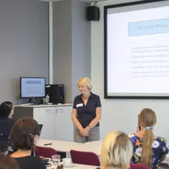 IVIG 25 let mezi studenty: Co se změnilo od generace X ke generaci Z? Připravme se na výuku nové generace