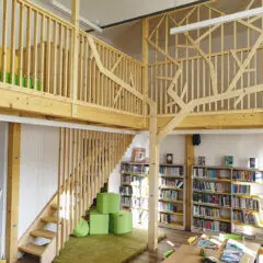 Městská knihovna Libochovice po rekonstrukci: nové centrum knih, tvořivosti a komunitního života