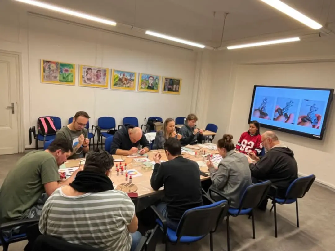 Malování herních miniatur v&nbsp;Městské knihovně Přerov. Kreativní most mezi knihovnou a&nbsp;herní komunitou